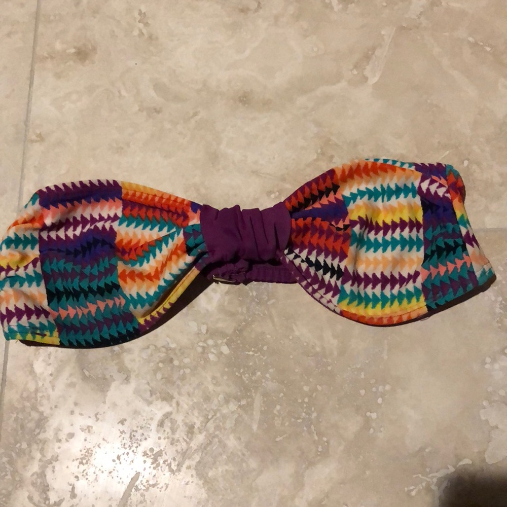 Strapless swim suit top.